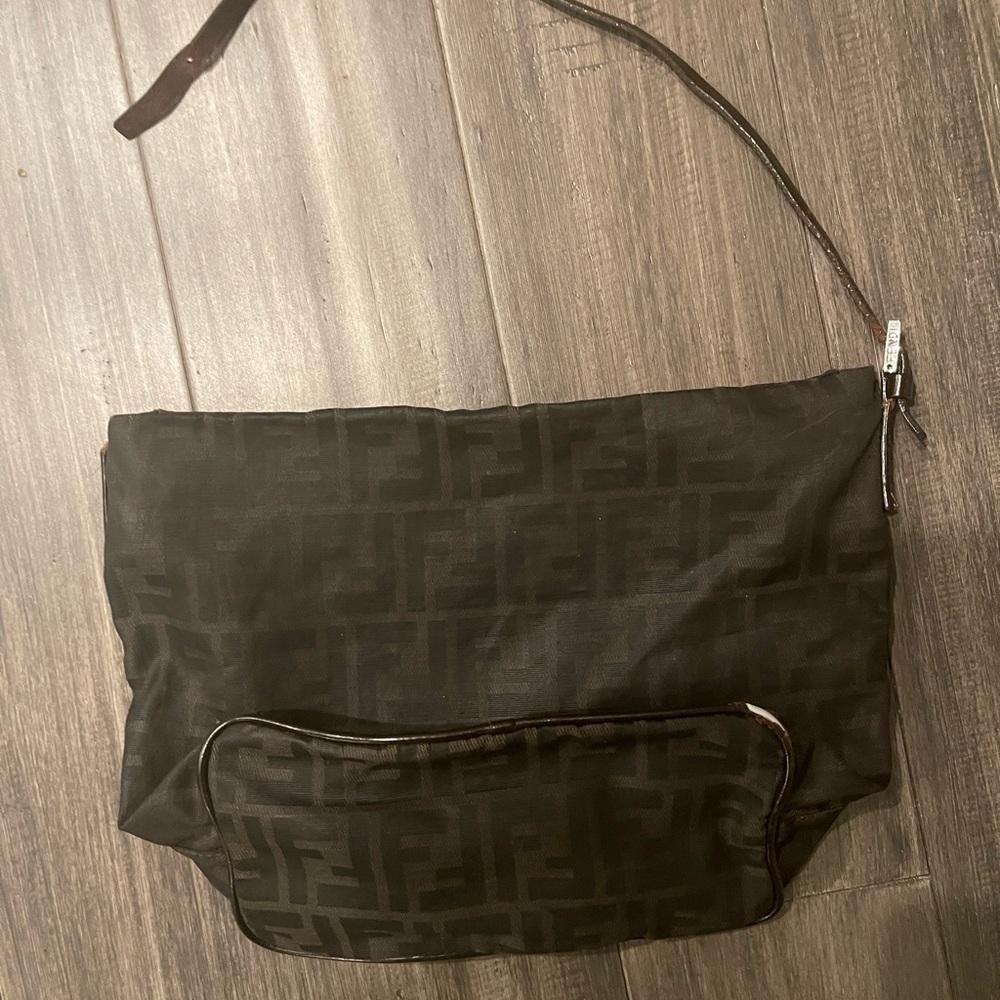 Handbag - Picture 6 of 11